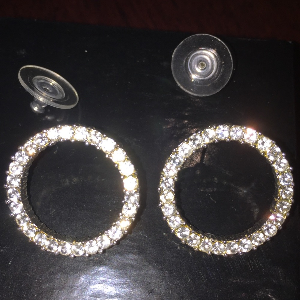 2/$20 NEW Sparkly Rhinestone Circle Earrings